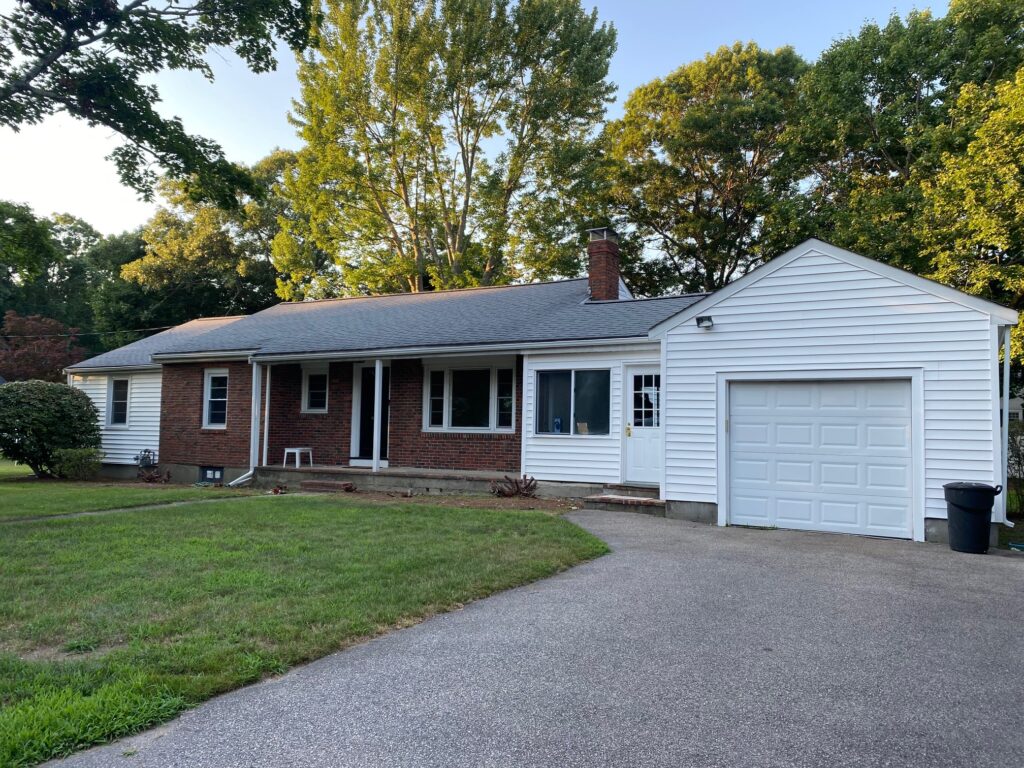 Front Exterior Photograph of 4 Wompatuck Road, Walpole MA